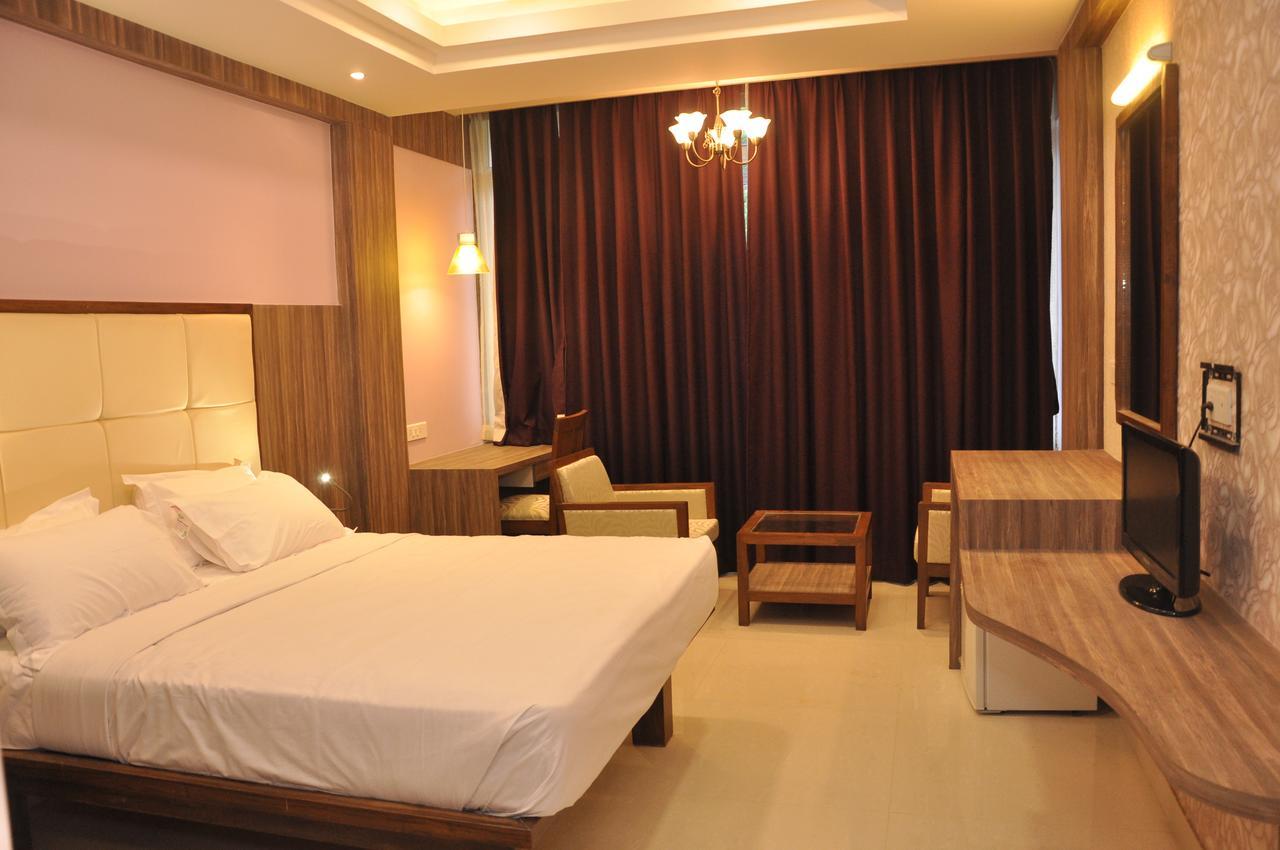 Panaji Residency Ξενοδοχείο Εξωτερικό φωτογραφία